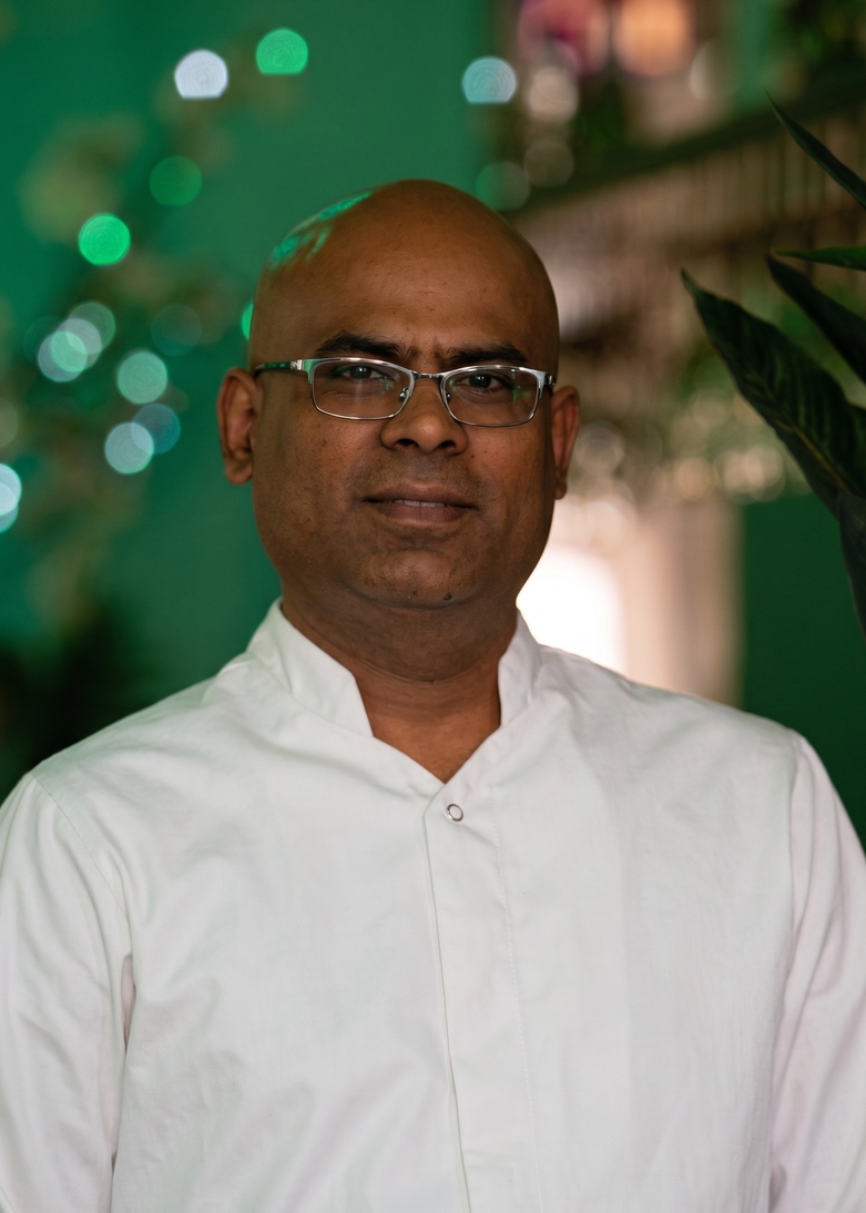 Chef de Cuisine Aruna Indrasinghe